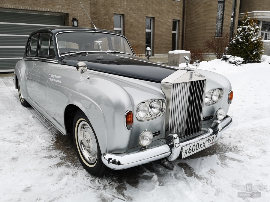 ретро автомобиль Rolls Royce Silver Cloud III 1965 год выпуска 