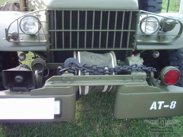 ретро автомобиль Dodge WC57 Command car 1944 год выпуска 