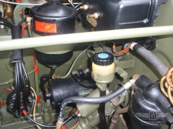 ретро автомобиль Dodge WC57 Command car 1944 год выпуска 