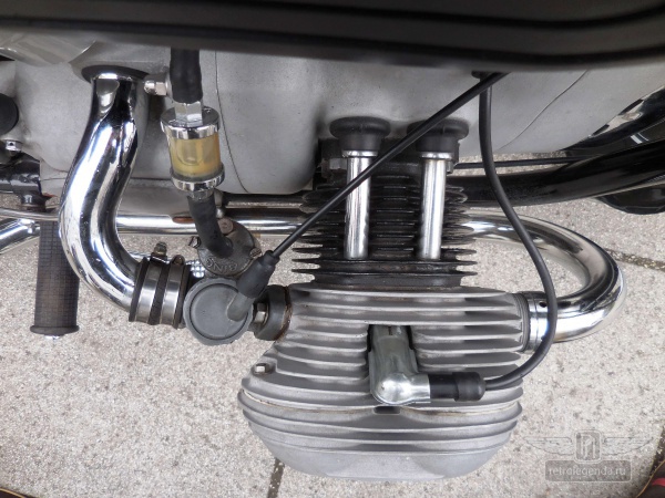 ретро автомобиль BMW R51/2 1952 год выпуска 