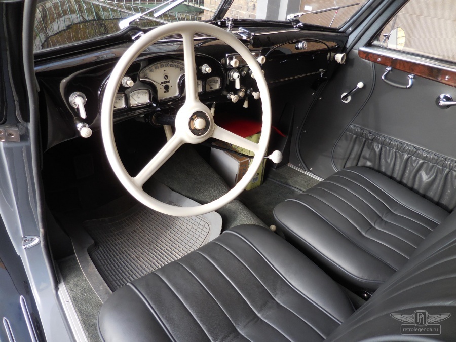 ретро автомобиль BMW 327 Coupe Autenrieth 1939 год выпуска 