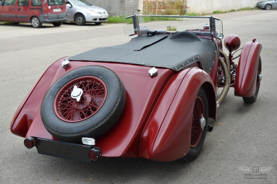 ретро автомобиль Aston Martin 15/98 Short Chassis Roadster, Mille Miglia! 1939 год выпуска 