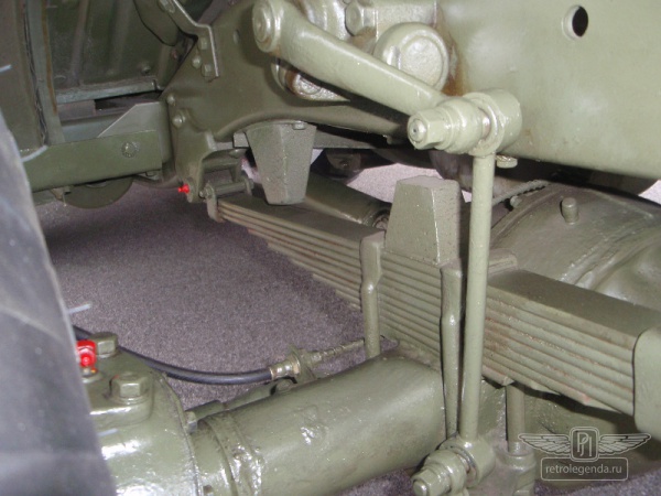 ретро автомобиль Dodge WC57 Command car 1944 год выпуска 