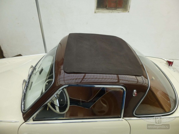 ретро автомобиль Goggomobil Coupe TS250 1960 год выпуска 