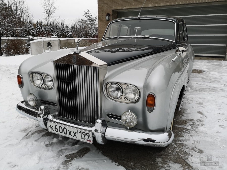 ретро автомобиль Rolls Royce Silver Cloud III 1965 год выпуска 