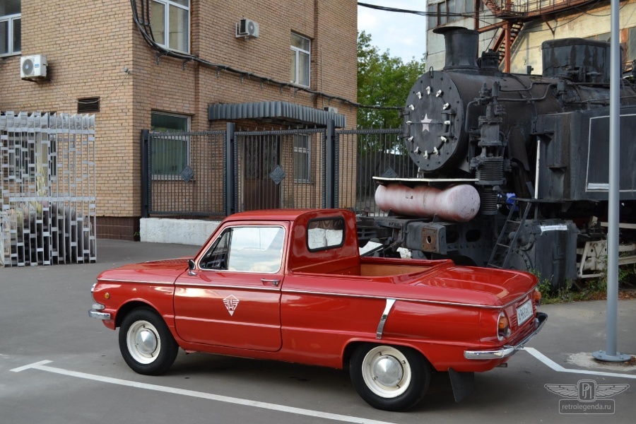 ретро автомобиль ЗАЗ-968А Пикап 1978 год выпуска 