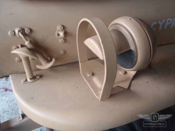 ретро автомобиль Willys Ford GPW Sahara 1942 год выпуска 