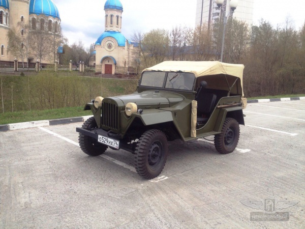 ретро автомобиль ГАЗ 67 1949 год выпуска 