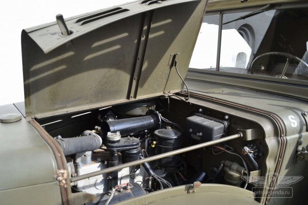 ретро автомобиль Dodge WC56 1942 год выпуска 