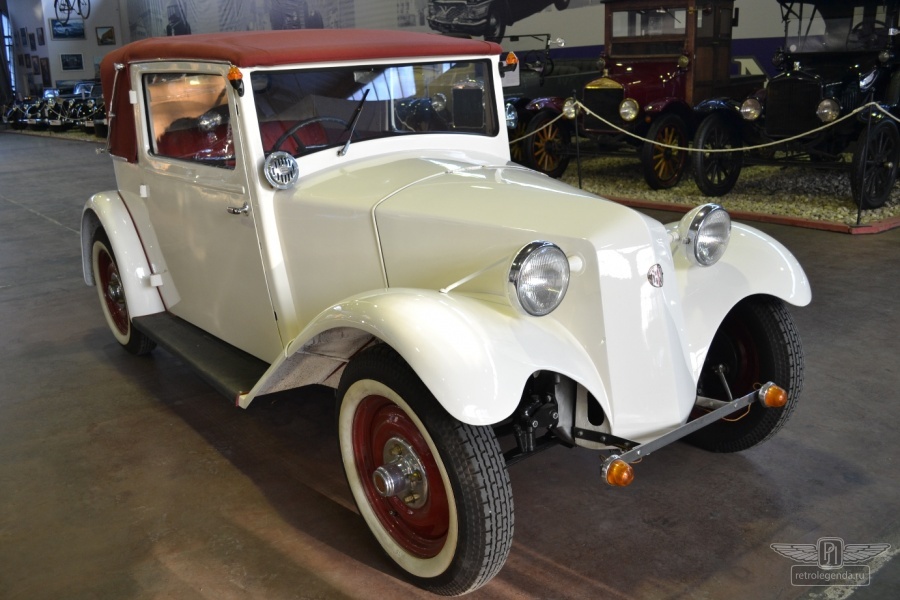 ретро автомобиль Tatra 57 1934 год выпуска 