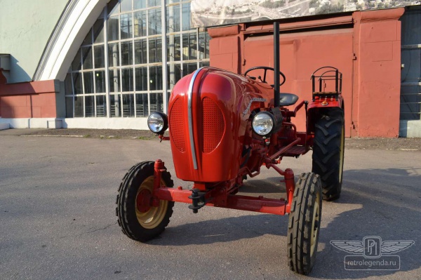 ретро автомобиль PORSCHE DIESEL STANDARD 1960 год выпуска 