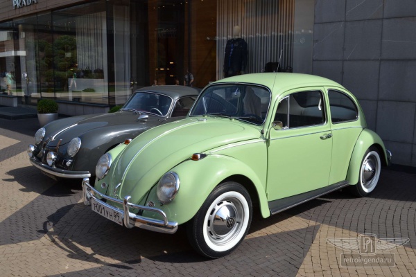 ретро автомобиль Volkswagen Beetle 1966 год выпуска 