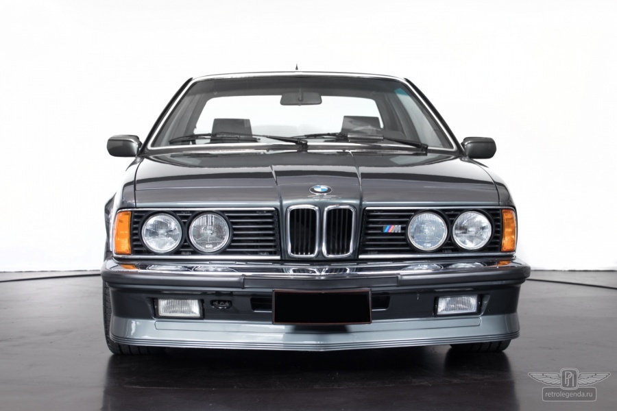 ретро автомобиль BMW 635CSi M 1985 год выпуска 