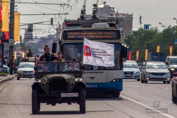 ретро автомобиль ГАЗ 67 1949 год выпуска 