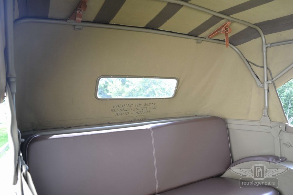 ретро автомобиль Dodge WC56 1942 год выпуска 