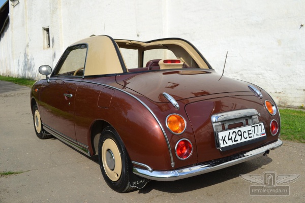 ретро автомобиль Nissan Figaro 1991 год выпуска 