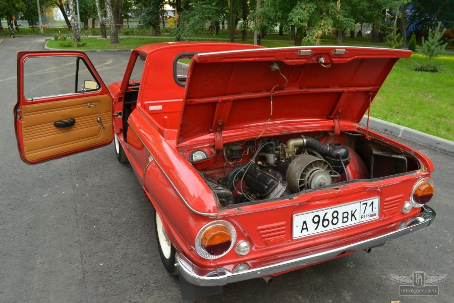 ретро автомобиль ЗАЗ-968А Пикап 1978 год выпуска 