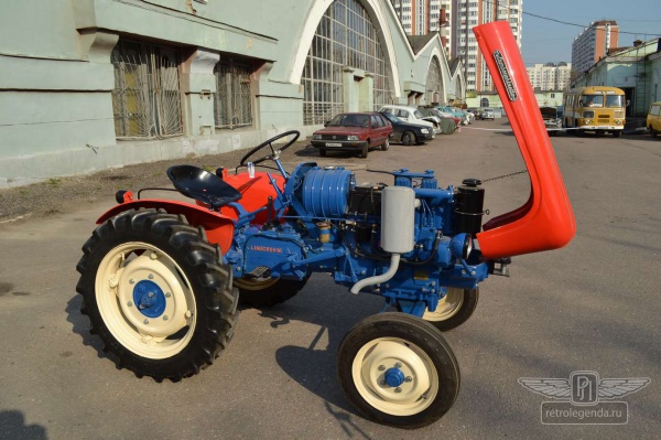 ретро автомобиль Lamborghini Lamborghinetta 1958 год выпуска 