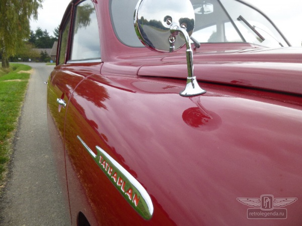 ретро автомобиль Tatra T600 "Tatraplan" 1951 год выпуска 