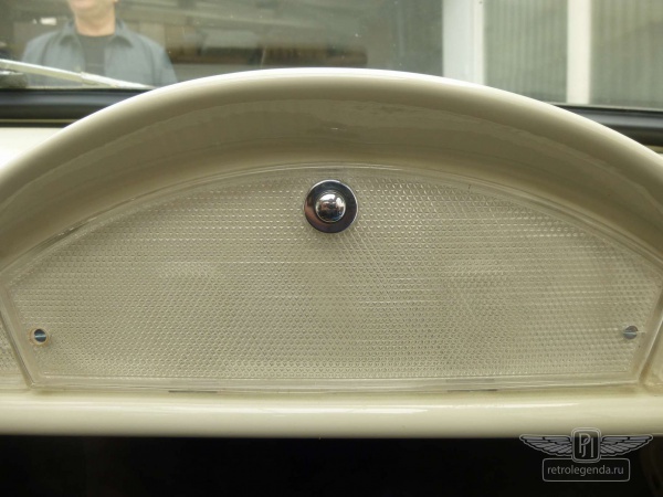 ретро автомобиль Goggomobil Coupe TS250 1960 год выпуска 