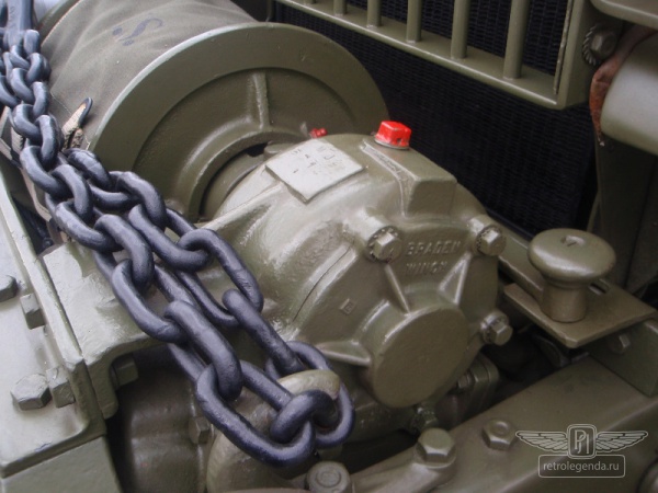 ретро автомобиль Dodge WC57 Command car 1944 год выпуска 