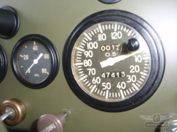 ретро автомобиль Dodge WC57 Command car 1944 год выпуска 