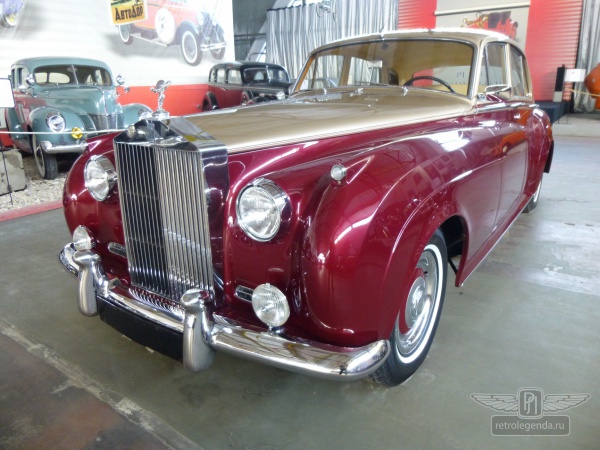 ретро автомобиль ROLLS-ROYCE SILVER CLOUD I RADFORD EDITION 1959 год выпуска 