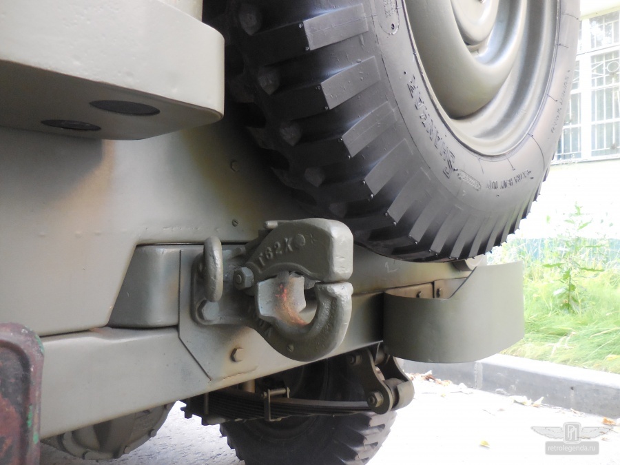 ретро автомобиль Willys MB 1944 год выпуска 