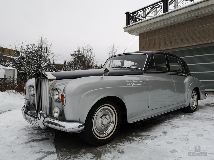 ретро автомобиль Rolls Royce Silver Cloud III 1965 год выпуска 