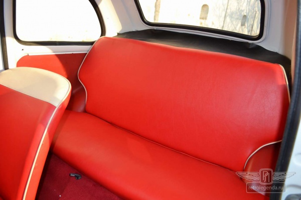 ретро автомобиль FIAT ABARTH 695 1965 год выпуска 