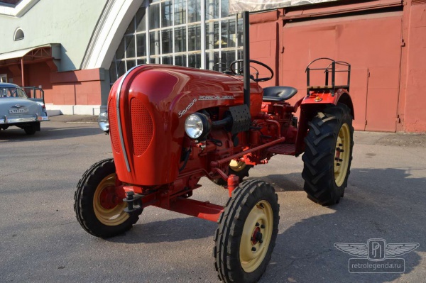 ретро автомобиль PORSCHE DIESEL STANDARD 1960 год выпуска 