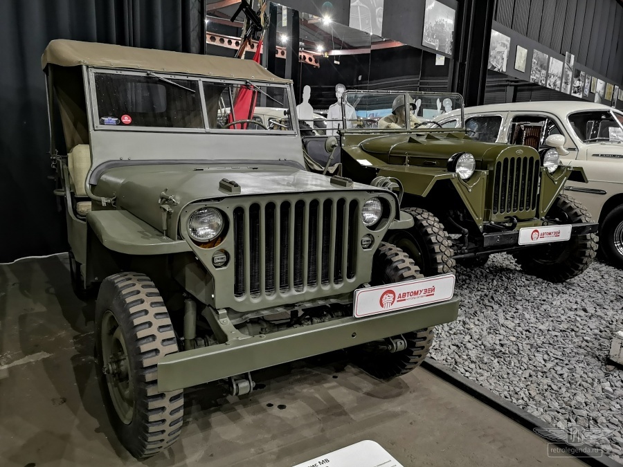 ретро автомобиль Willys MB 1944 год выпуска 