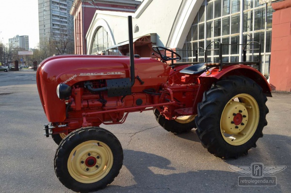 ретро автомобиль PORSCHE DIESEL STANDARD 1960 год выпуска 