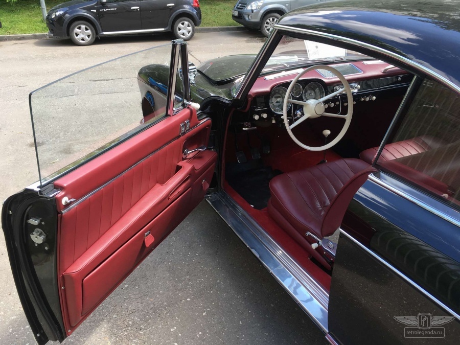 ретро автомобиль BMW 503 Coupe 1960 год выпуска 