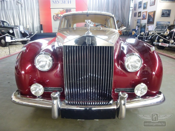 ретро автомобиль ROLLS-ROYCE SILVER CLOUD I RADFORD EDITION 1959 год выпуска 