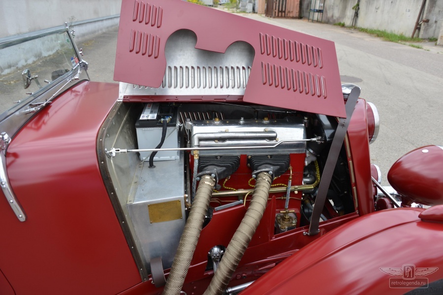 ретро автомобиль Aston Martin 15/98 Short Chassis Roadster, Mille Miglia! 1939 год выпуска 