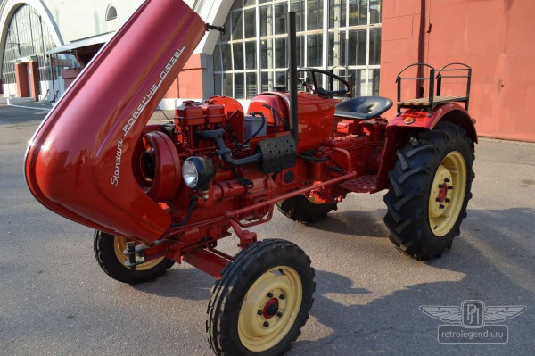 ретро автомобиль PORSCHE DIESEL STANDARD 1960 год выпуска 