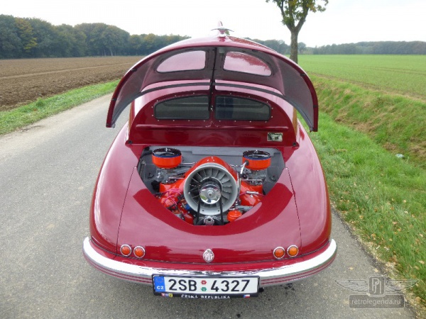 ретро автомобиль Tatra T600 "Tatraplan" 1951 год выпуска 