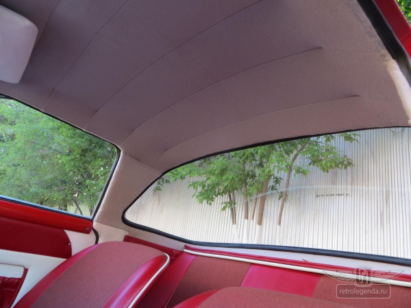 ретро автомобиль Goggomobil TS250 Coupe 1965 год выпуска 
