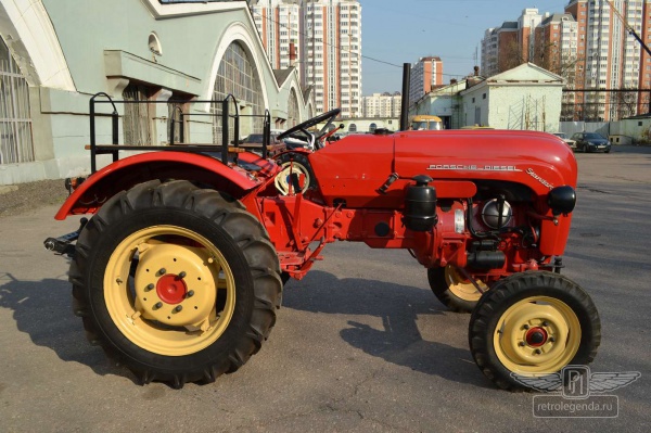 ретро автомобиль PORSCHE DIESEL STANDARD 1960 год выпуска 