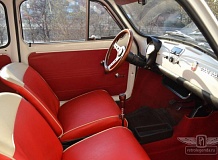 ретро автомобиль FIAT ABARTH 695