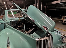 ретро автомобиль ЗИС 110Б
