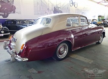 ретро автомобиль ROLLS-ROYCE SILVER CLOUD I RADFORD EDITION