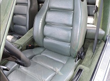 ретро автомобиль Porsche 928