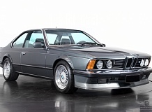 ретро автомобиль BMW 635CSi M