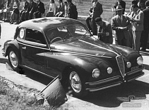 ретро автомобиль Alfa Romeo 6C 2500 Sport Superleggera, Mille Miglia!