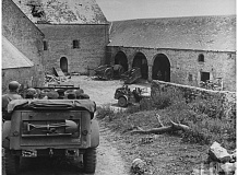 ретро автомобиль Dodge WC58 Radio Command car
