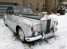 ретро автомобиль Rolls Royce Silver Cloud III