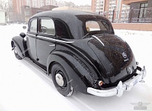 ретро автомобиль Mercedes-Benz 170S