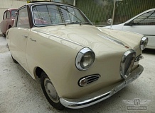 ретро автомобиль Goggomobil Coupe TS250